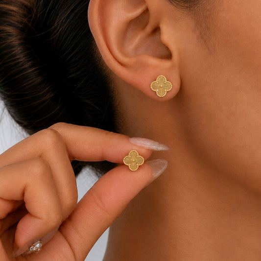 Charm de Lumière Earrings