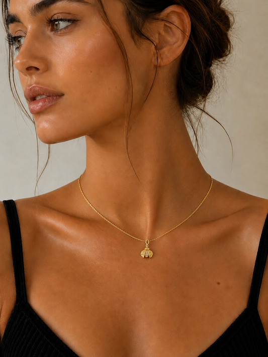 Mystic Ladybug Chain Pendant Gold