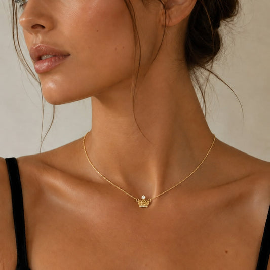 Princess Diaries Chain Pendant Gold