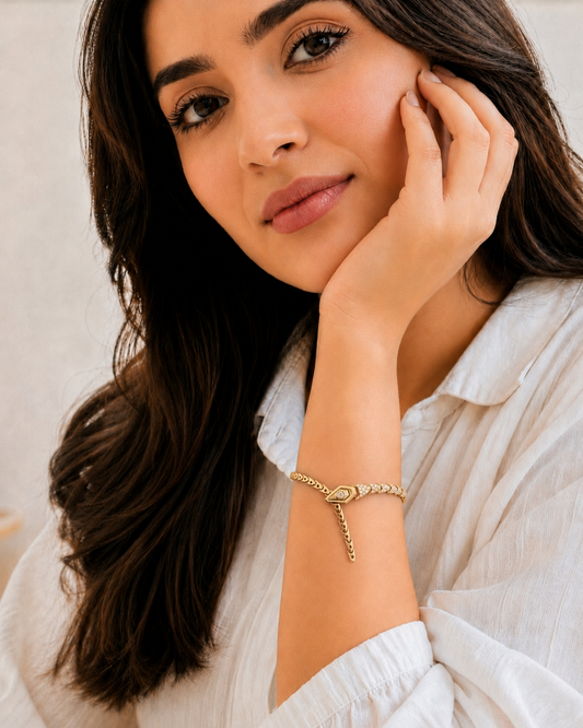 Regal Serpent Bracelet Gold